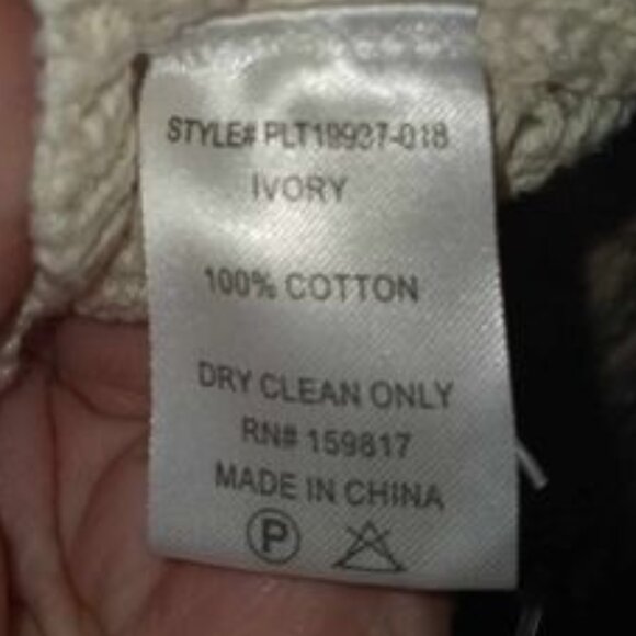 Arula Button-Up Cropped Sweater Size A (1X) - Picture 8 of 14